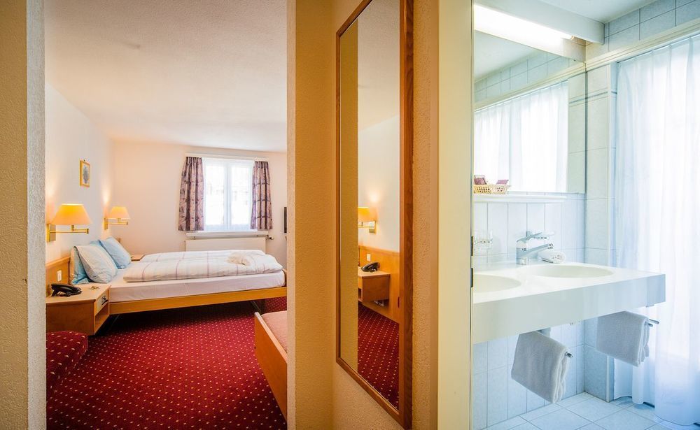 Hotel Heilquelle Leukerbad Buitenkant foto